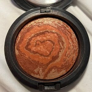MAC cosmetics LE MSF Mineralize Skinfinish in Center of the Universe